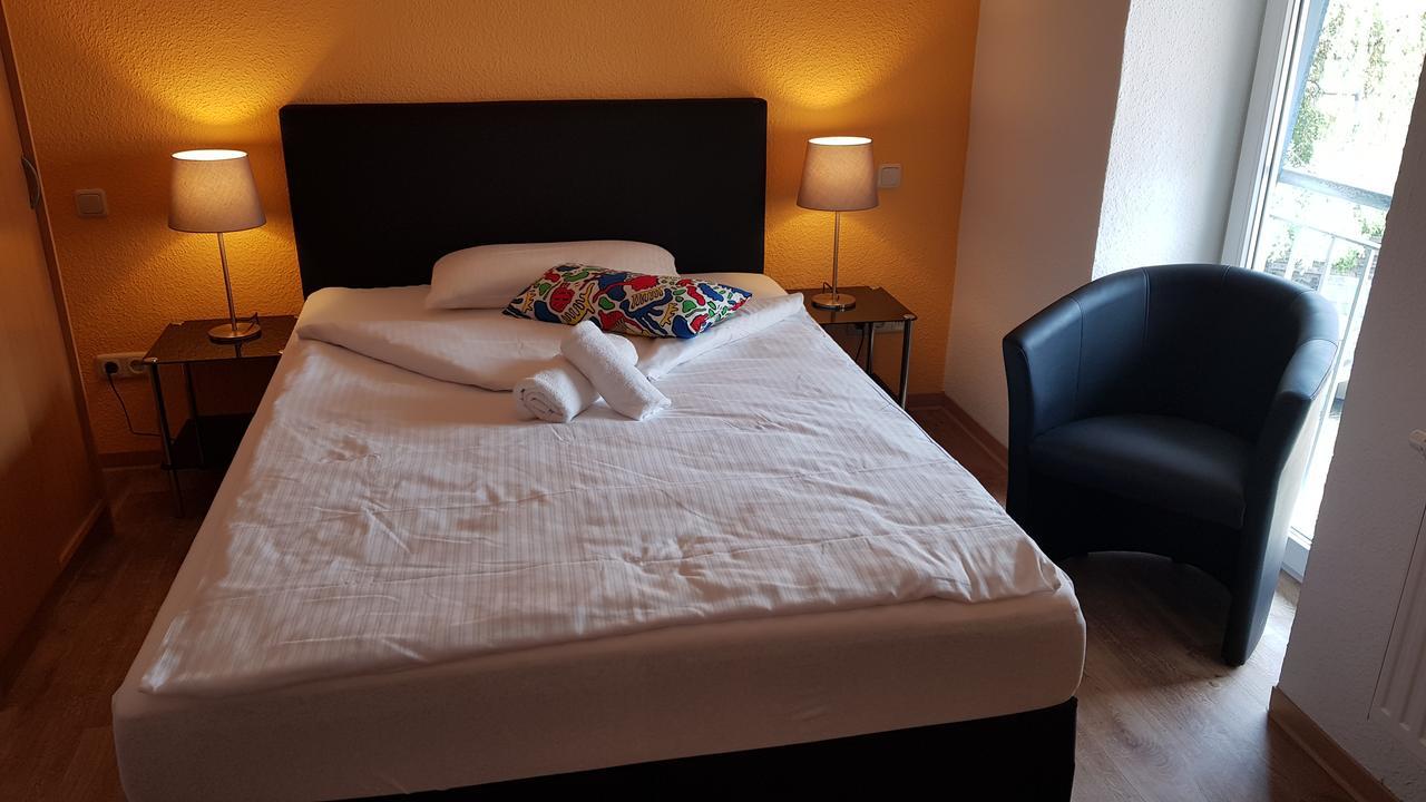 Aprotos Lueneburger Hof Hotel Мунстер им Хайдекрайс Екстериор снимка