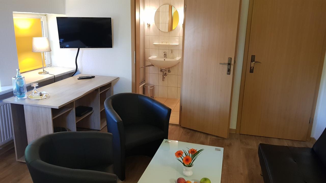 Aprotos Lueneburger Hof Hotel Мунстер им Хайдекрайс Екстериор снимка
