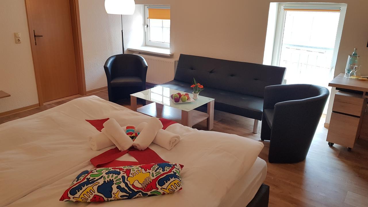 Aprotos Lueneburger Hof Hotel Мунстер им Хайдекрайс Екстериор снимка