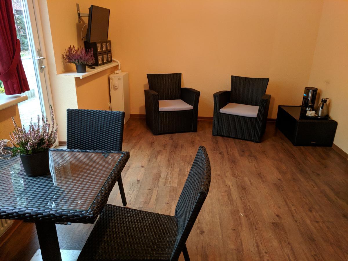 Aprotos Lueneburger Hof Hotel Мунстер им Хайдекрайс Екстериор снимка