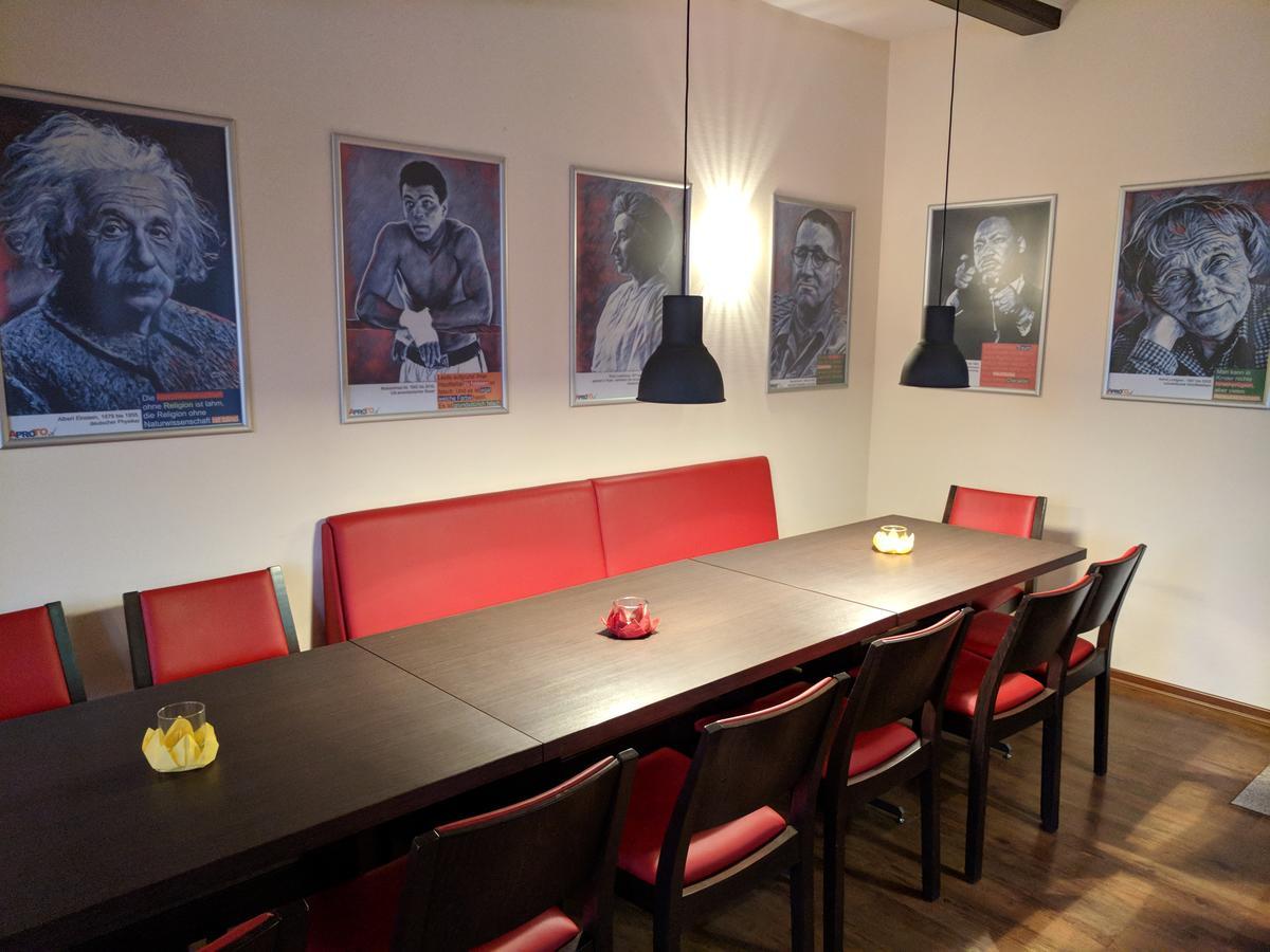 Aprotos Lueneburger Hof Hotel Мунстер им Хайдекрайс Екстериор снимка