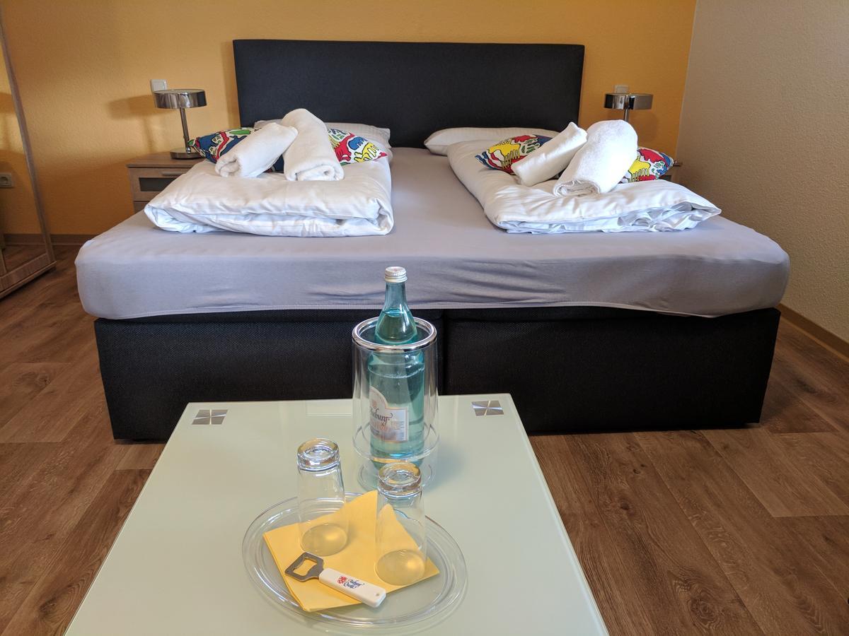 Aprotos Lueneburger Hof Hotel Мунстер им Хайдекрайс Екстериор снимка